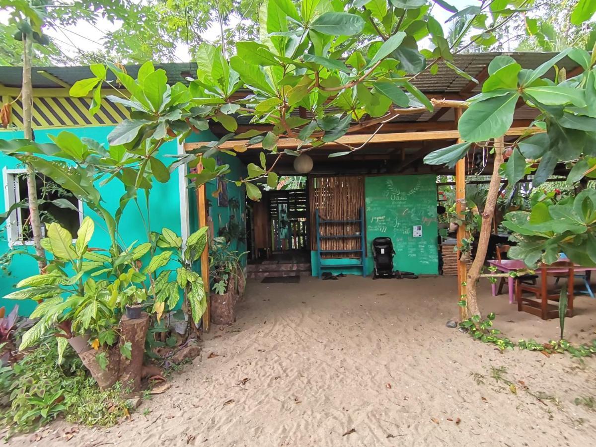 Oasis Hostel Puerto Viejo de Talamanca Buitenkant foto